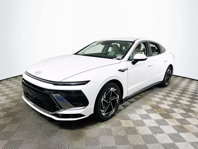 New 2026 White Hyundai SEL Sport image 7