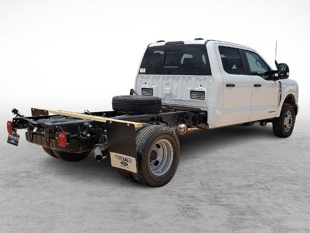 New 2026 Oxford White Ford F-350® XL image 36