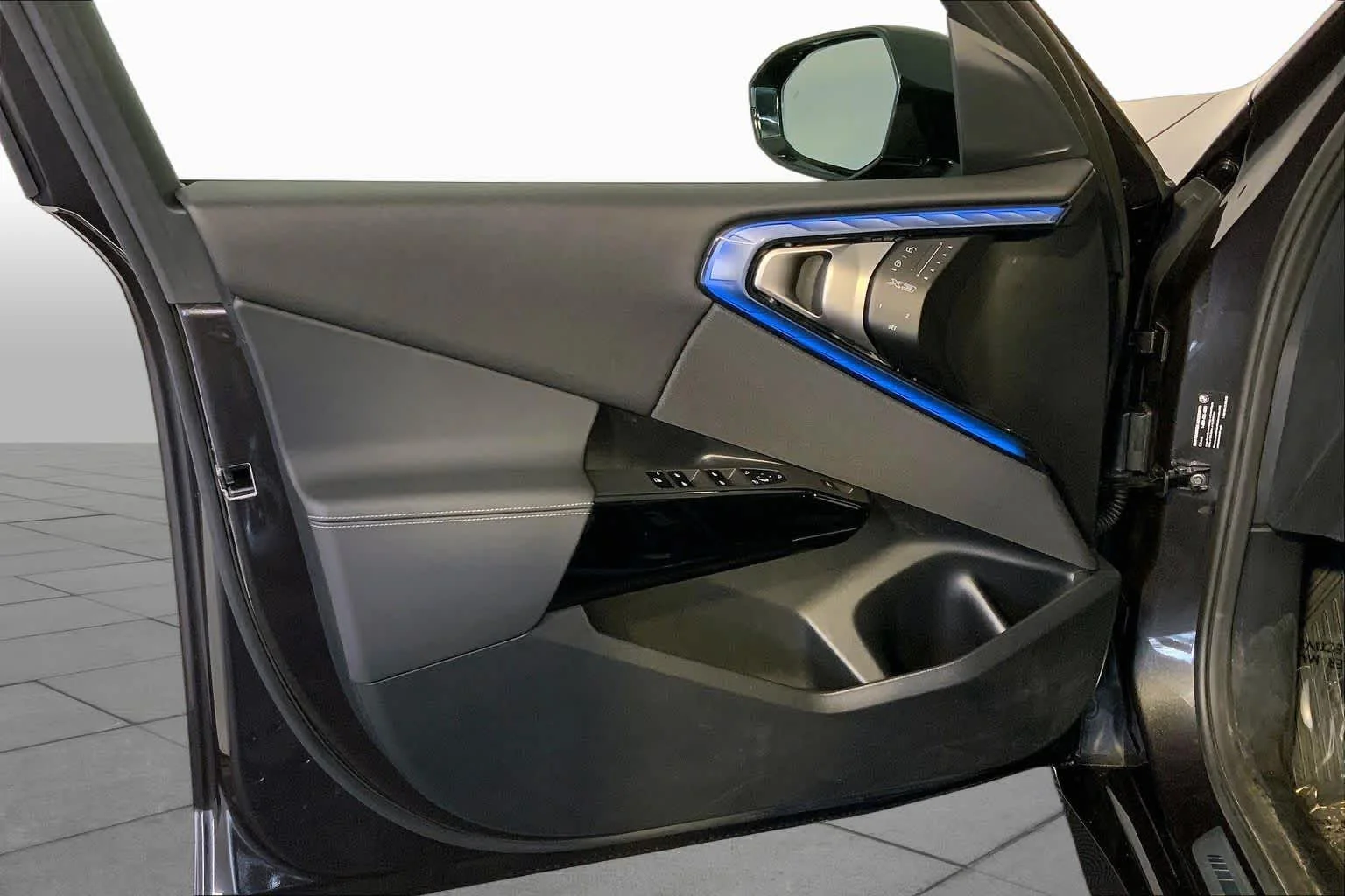 Used 2026 Dark Graphite Metallic BMW 30 xDrive image 22