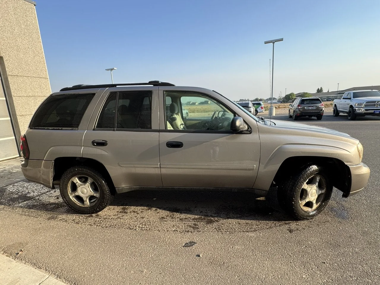 Used 2006 Graystone Metallic Chevrolet LS image 8