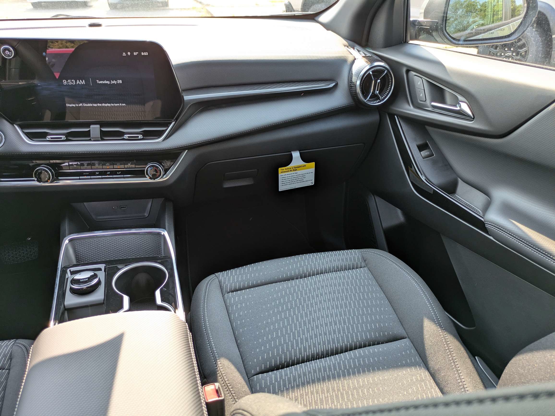 New 2027 Sterling Gray Metallic Chevrolet LT image 17