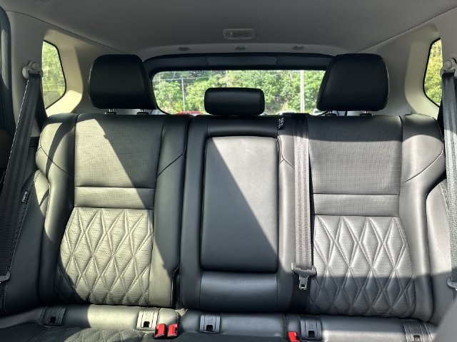 Used 2023 Blue Nissan Platinum image 29