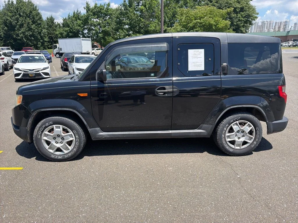 Used 2011 Black Honda LX image 4