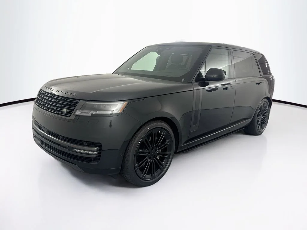 New 2026 Santorini Black Land Rover SE image 1