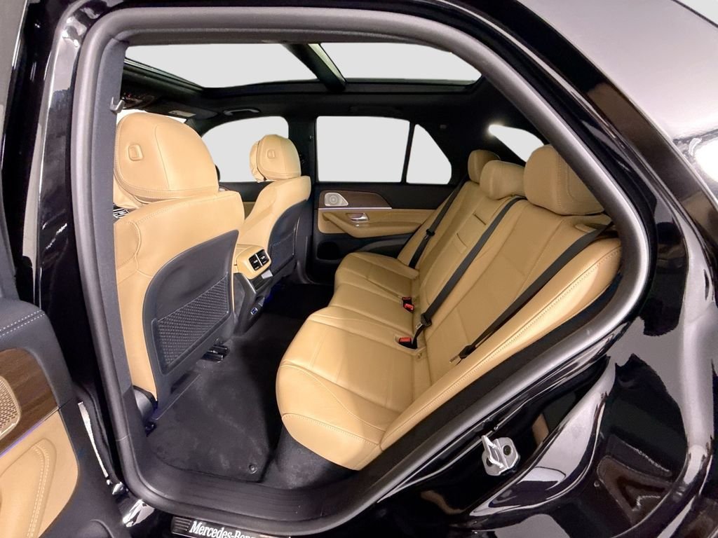 New 2026 Obsidian Black Metallic Mercedes-Benz GLE 580 image 23
