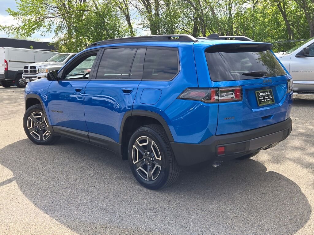 New 2026 Hydro Blue Pearl-Coat Exterior Paint Jeep Laredo image 14