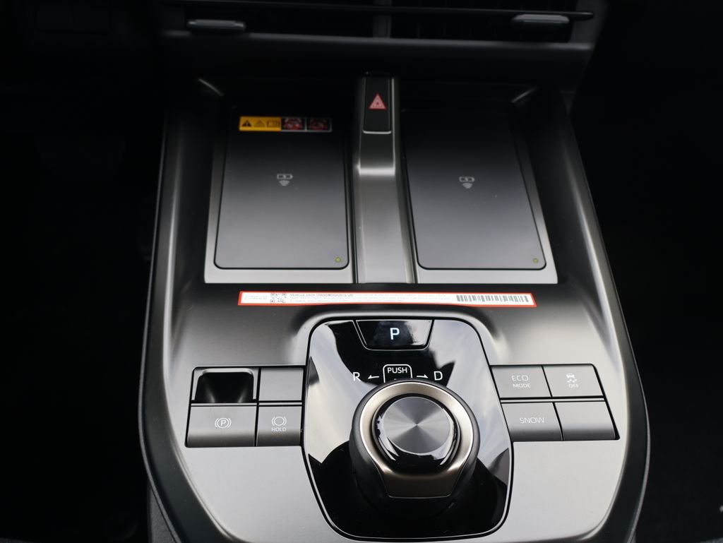 2026 Toyota bZ XLE - Photo 16