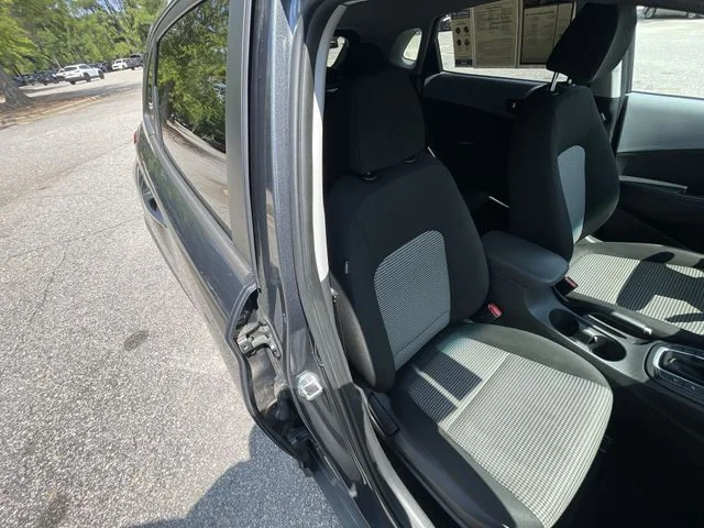 Used 2020 Gray Hyundai SEL image 21