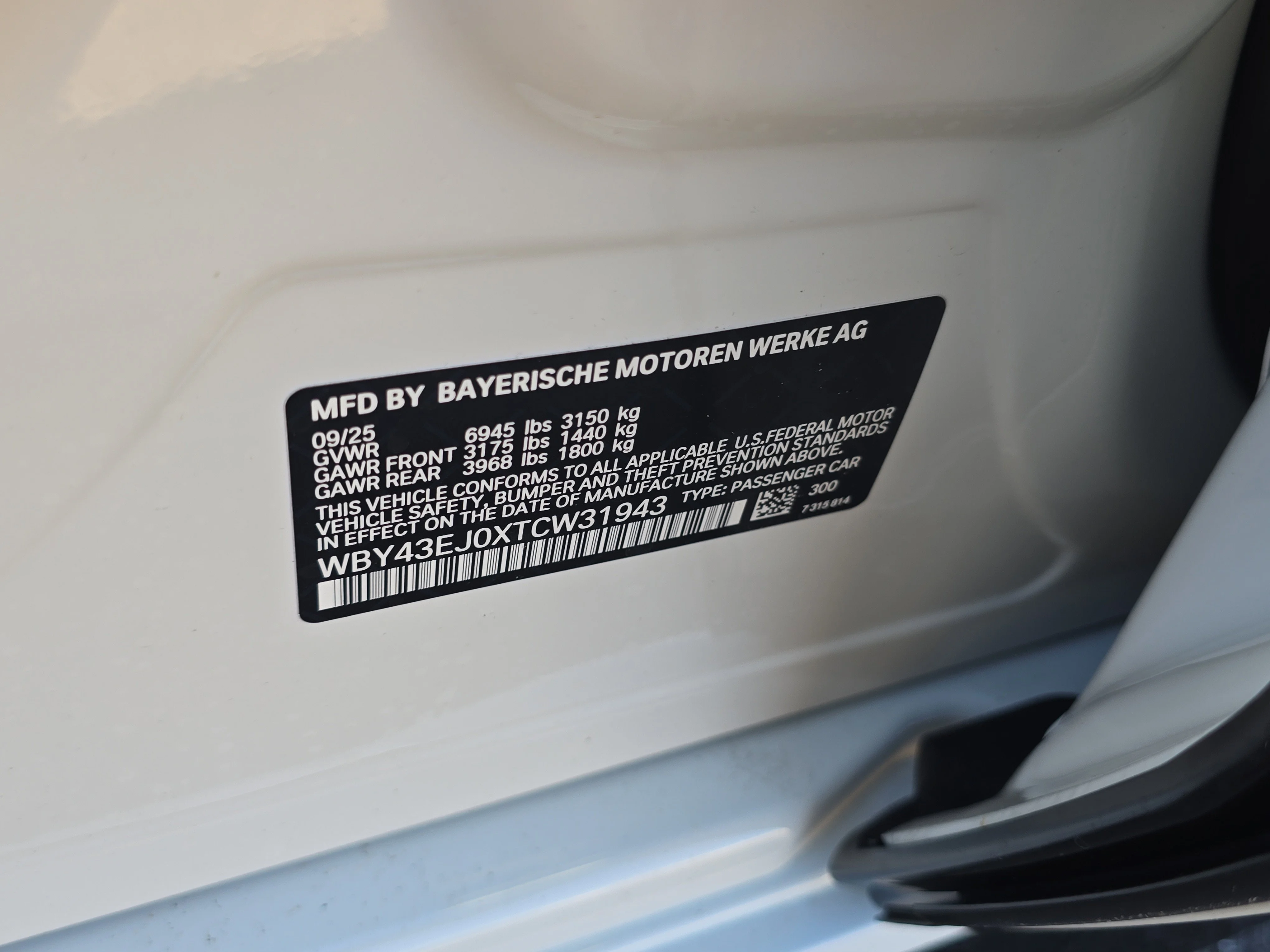 2026 BMW i7 50 - Photo 36