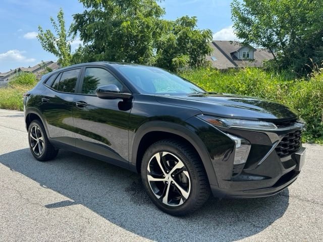 Used 2024 Black Metallic Chevrolet 1RS image 4