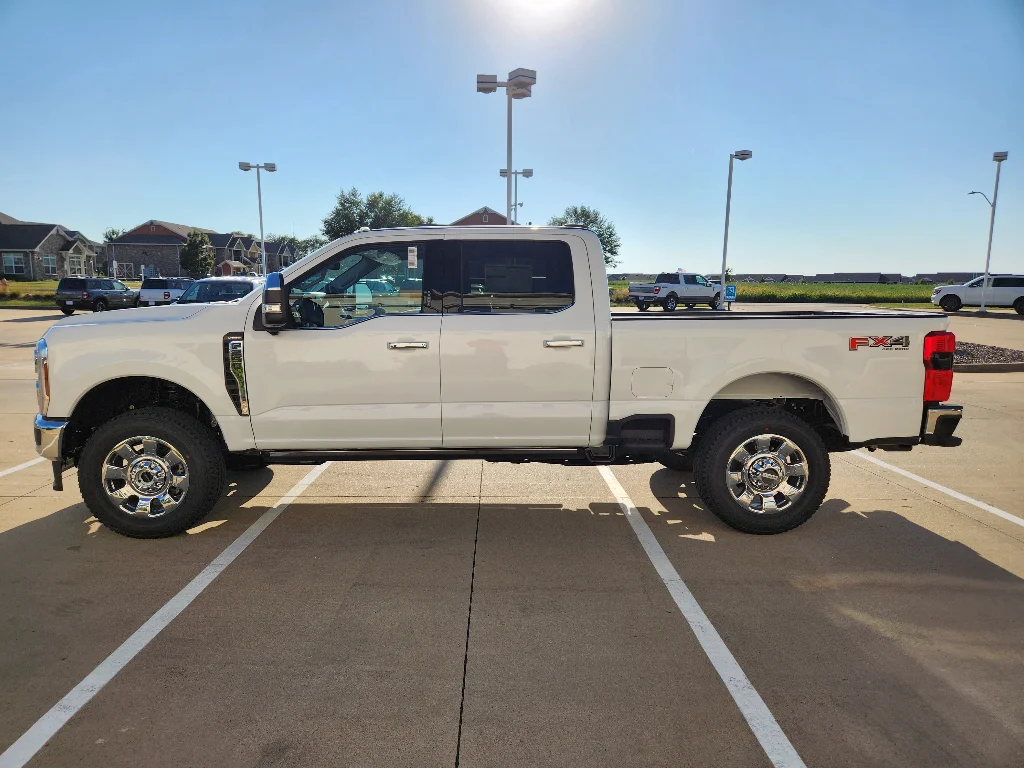 New 2026 Oxford White Ford F-250® Lariat® image 5