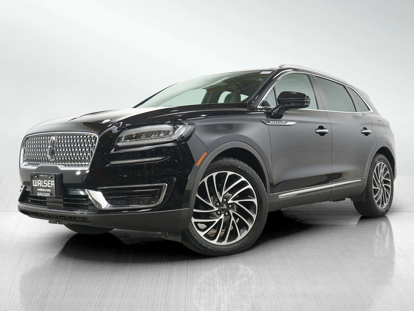 2019 Lincoln Nautilus Reserve AWD's photo