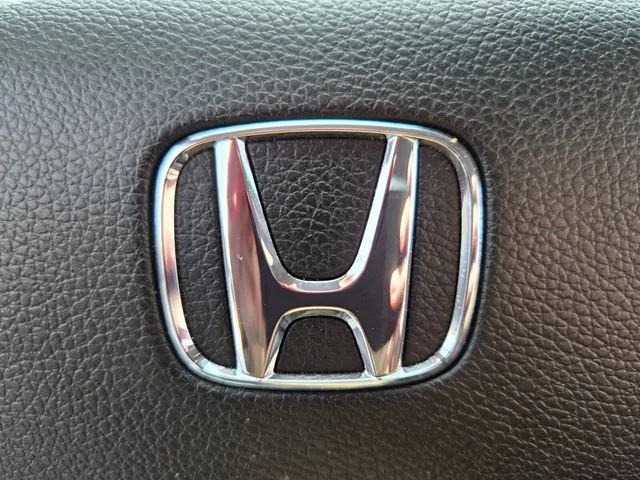 Used 2023 White Honda RTL-E image 32