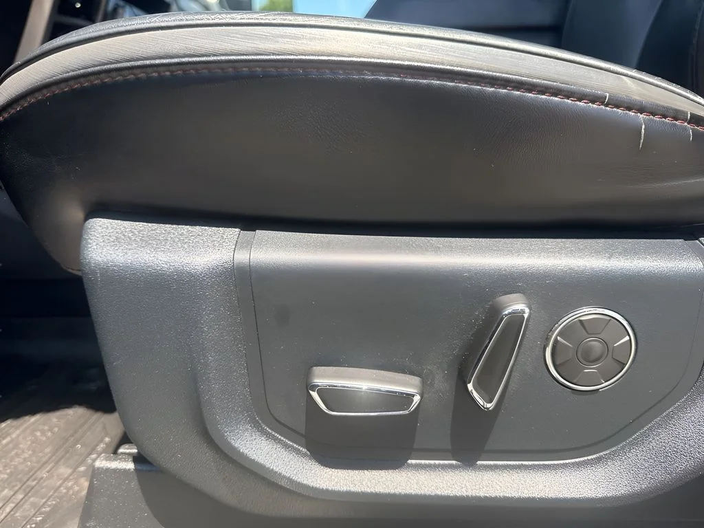 Used 2021 Black Ford Platinum image 8
