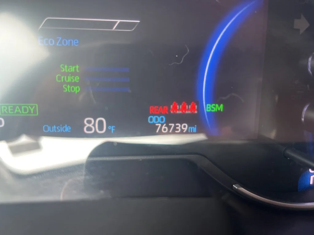 Used 2023 Silver Sky Metallic Toyota LE image 19