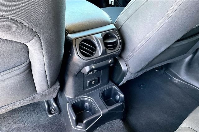 Used 2020 White Jeep Unlimited Sahara image 25