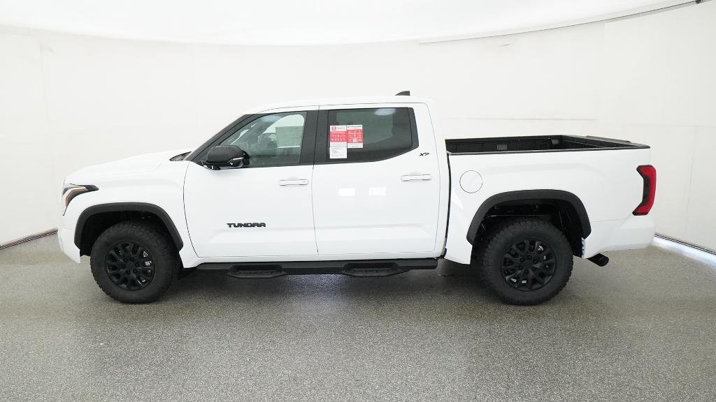 New 2026 Ice Cap Toyota SR5 image 3