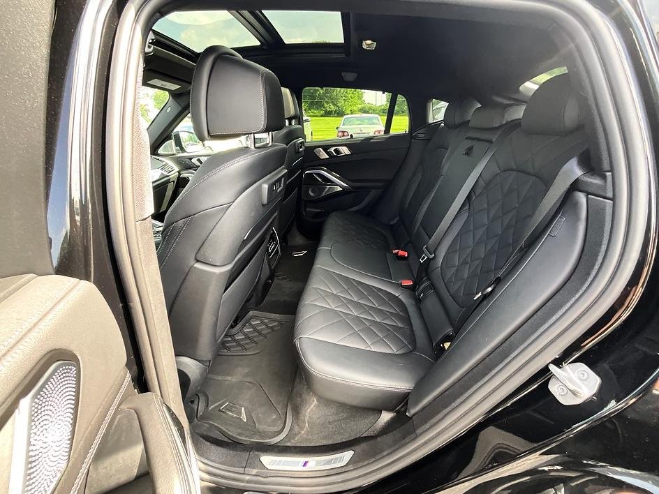 Used 2023 Black BMW M50i image 27