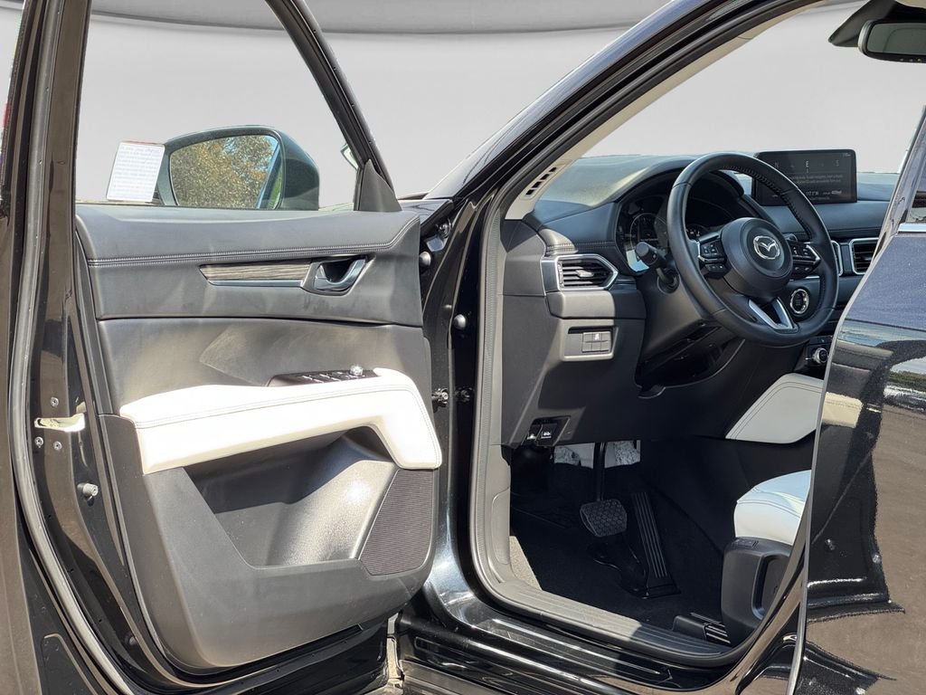 Certified Used 2023 Jet Black Mazda 2.5 S Premium Package image 9