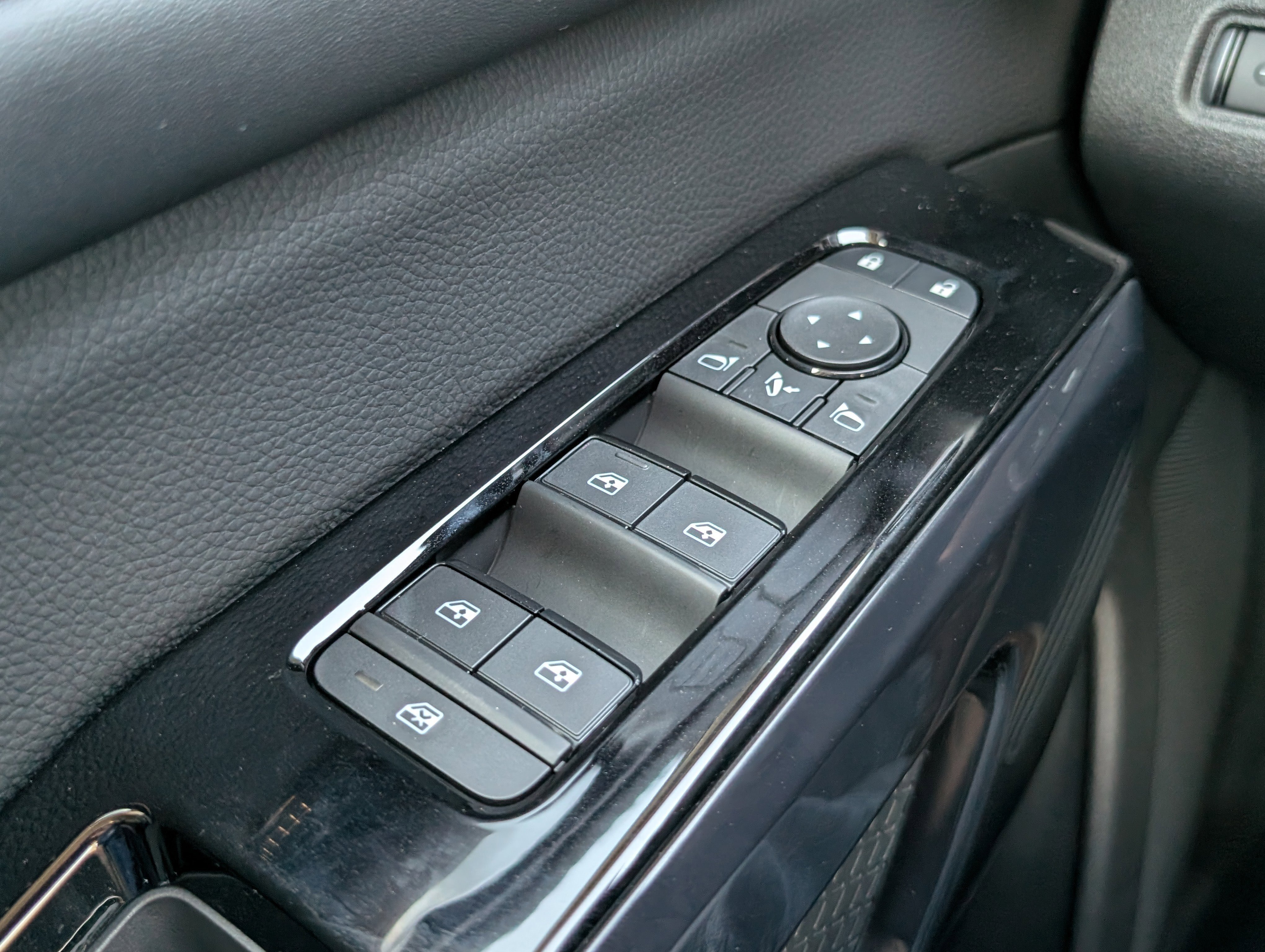 New 2026 Everest White Pearl Tricoat Nissan Platinum image 20