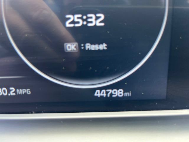 Used 2024 Pluton Blue/Black Roof Kia S image 14