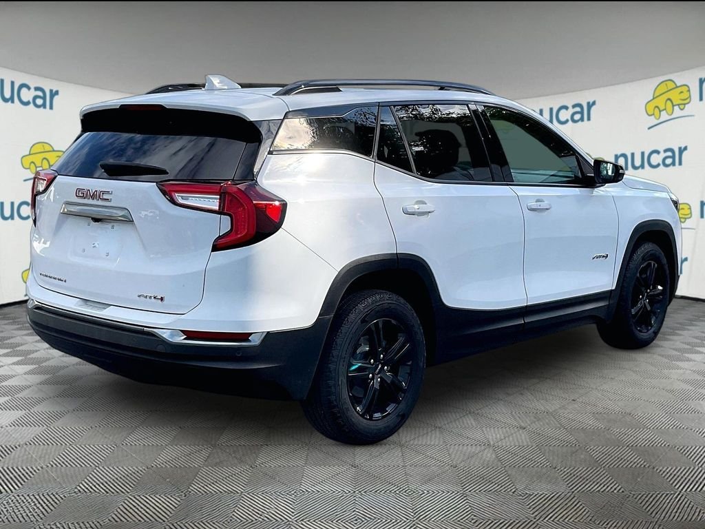 Used 2024 Summit White GMC AT4 image 6