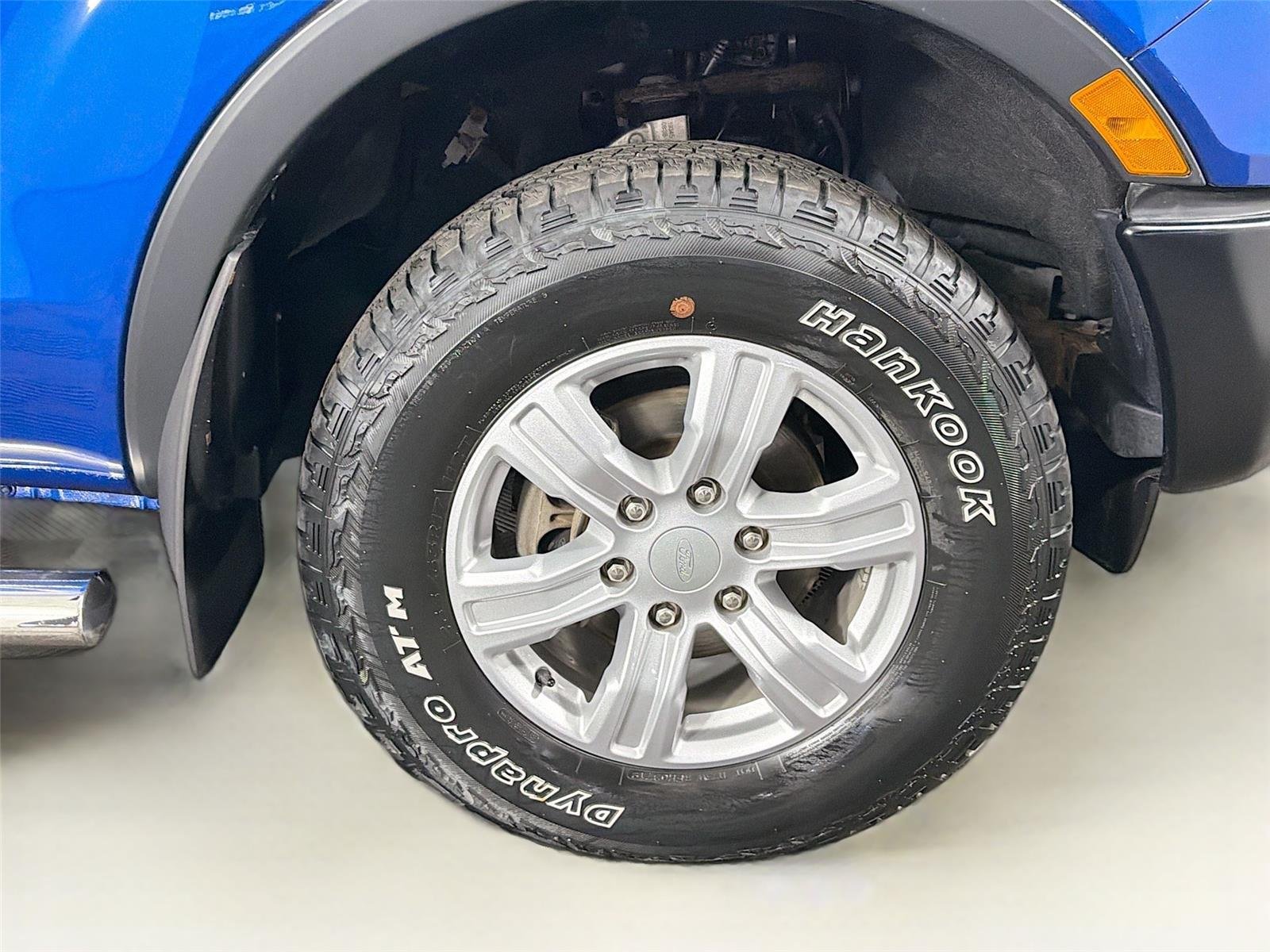 Used 2020 Lightning Blue Ford XL image 34