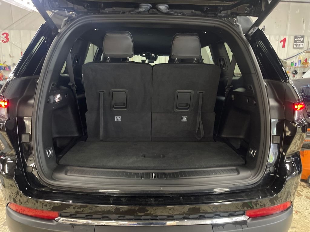 Used 2025 Black Jeep Limited image 22