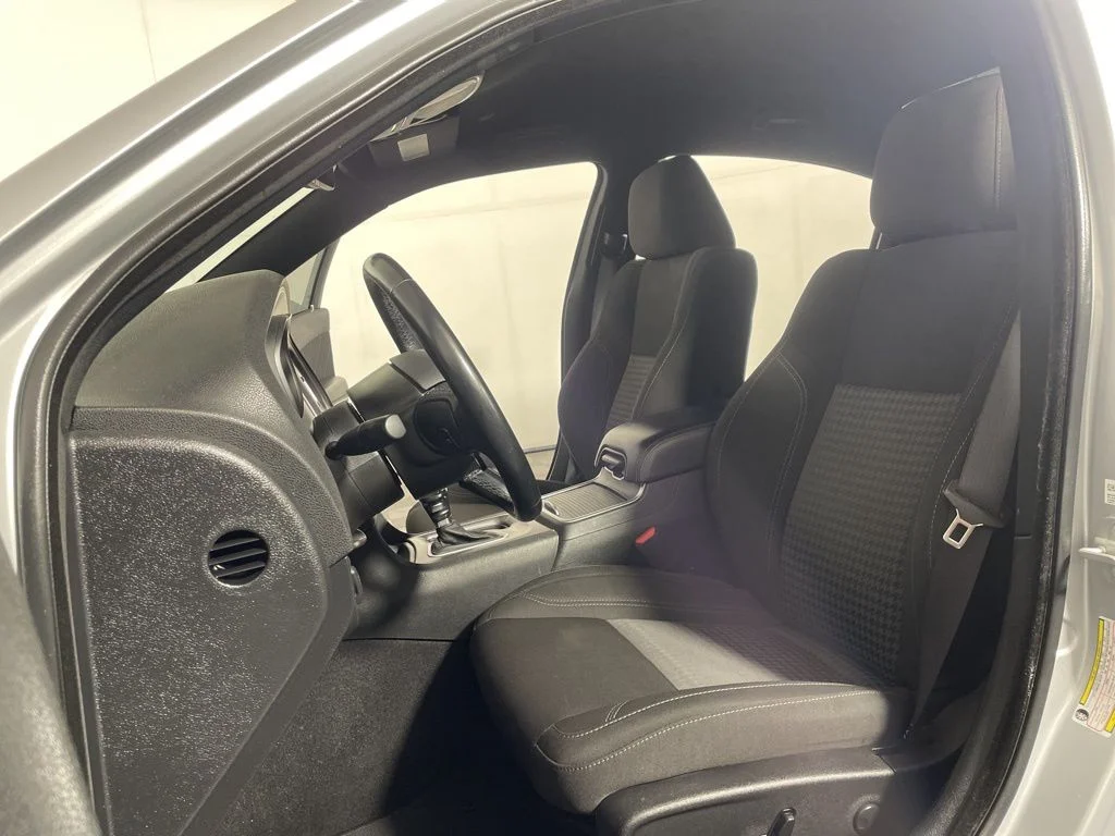 Used 2023 Triple Nickel Clearcoat Dodge SXT image 10