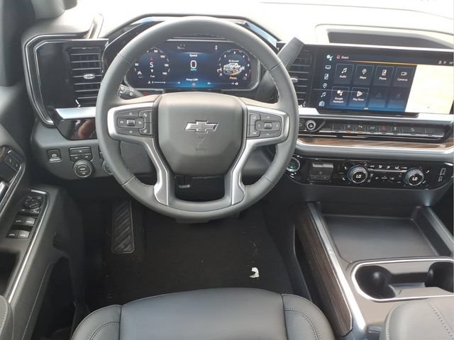 New 2026 Summit White Chevrolet LT image 4