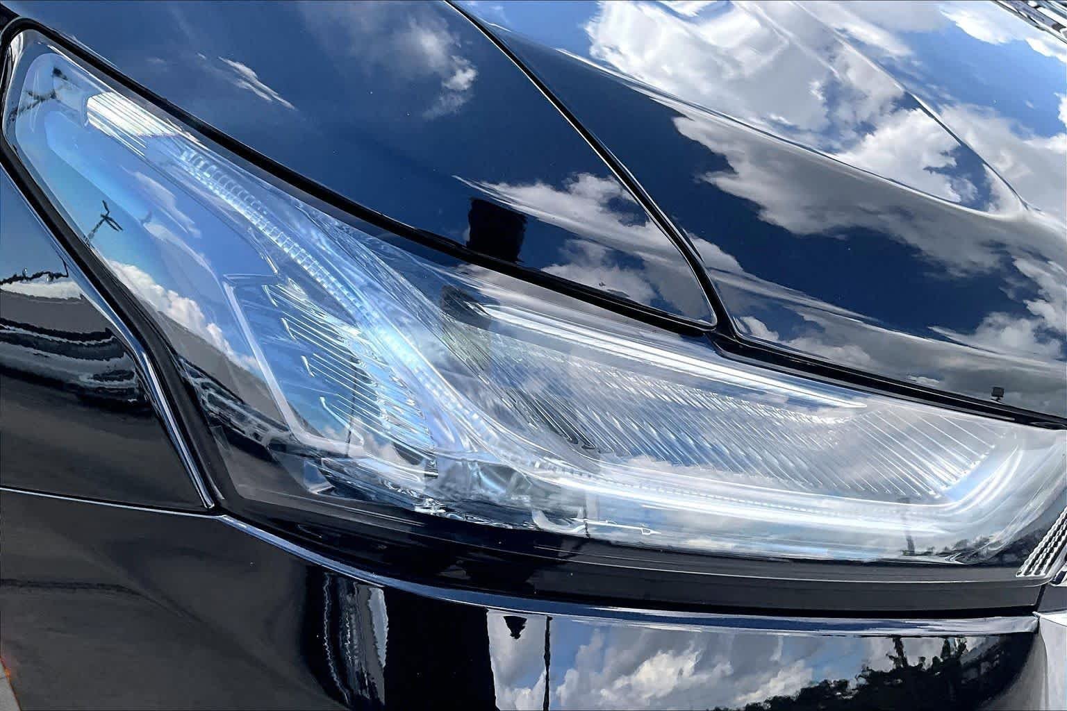 Used 2023 Mosaic Black Metallic Chevrolet LT Cloth image 28