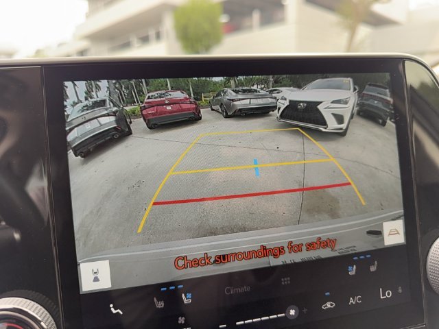 2025 Lexus NX 250 - Photo 17