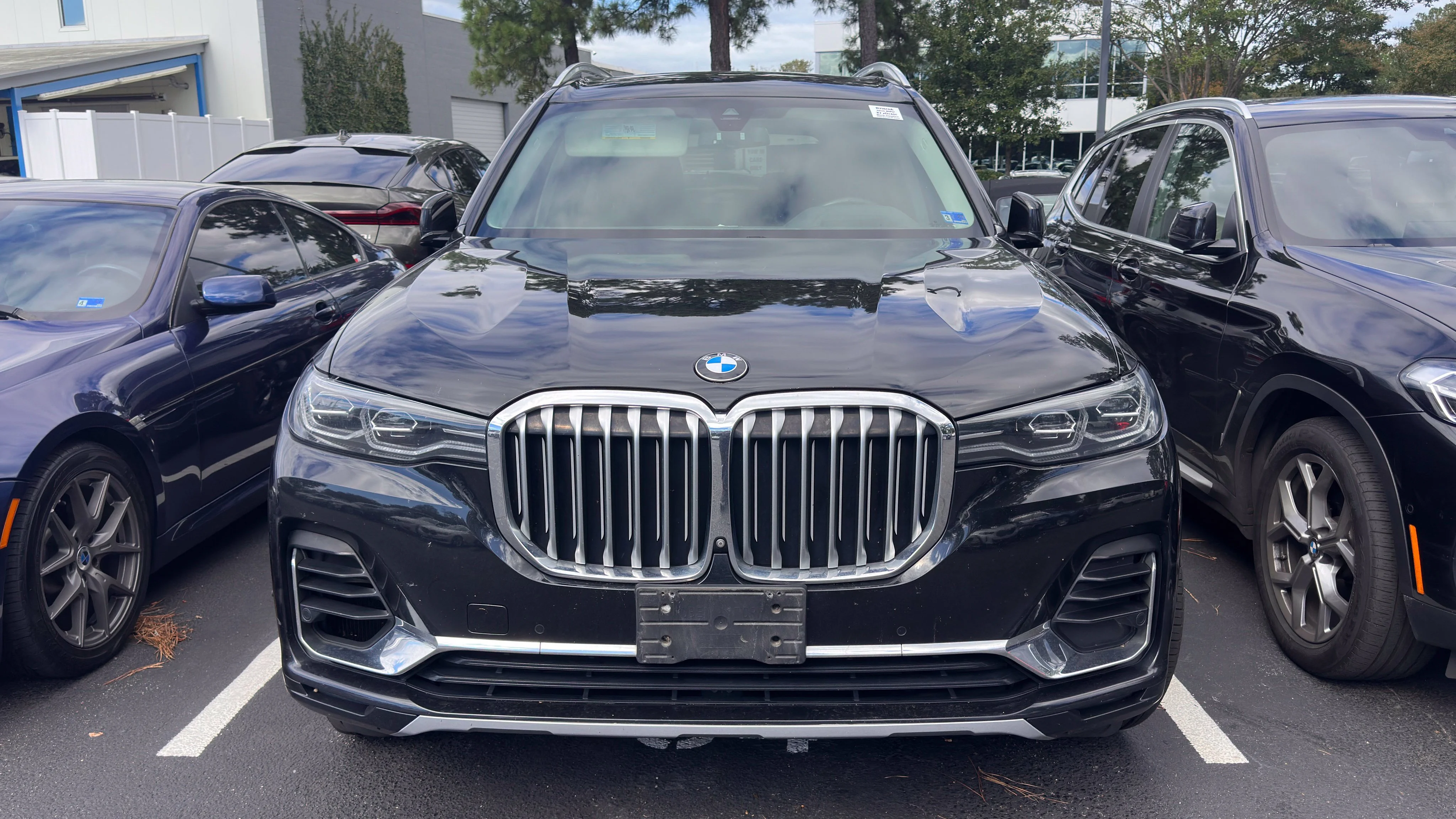 Used 2020 Black Sapphire Metallic BMW xDrive40i image 12