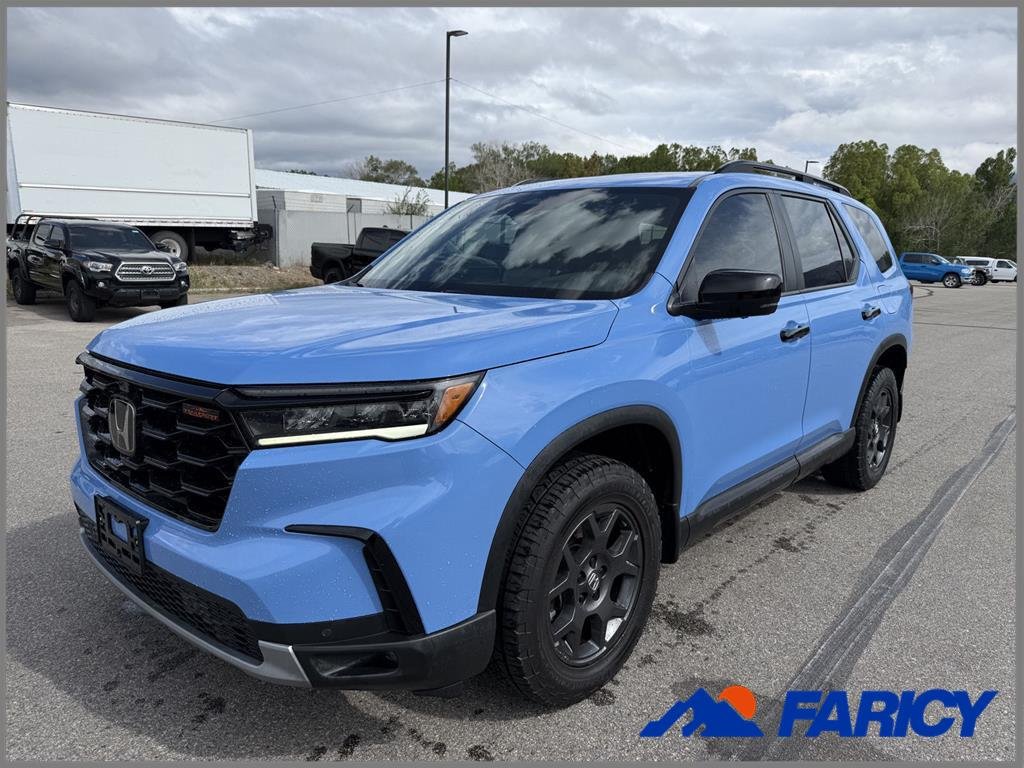 2024 Honda Pilot TrailSport AWD's photo