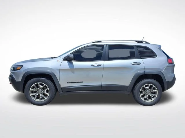 Used 2020 Jeep Cherokee Trailhawk with VIN 1C4PJMBX0LD525716 for sale in Manchester, TN