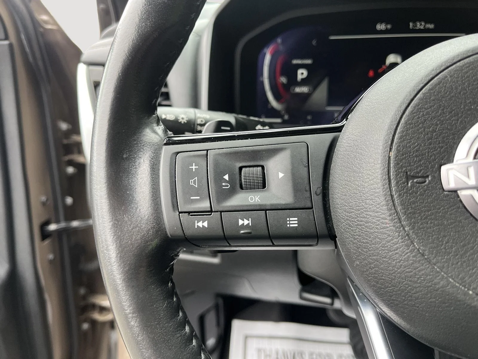Used 2024 Baja Storm Metallic/Super Black Nissan SL image 29
