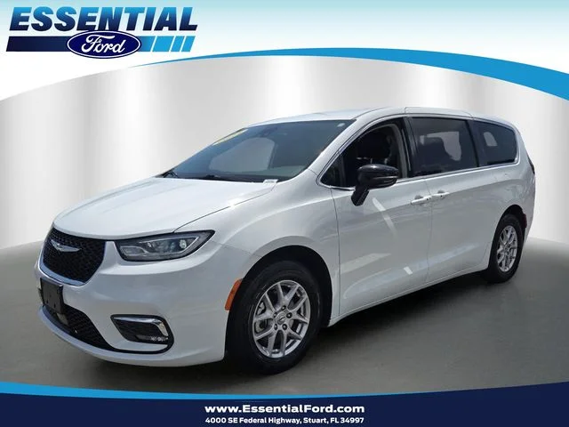 Used 2024 Bright White Clearcoat Chrysler Touring L image 1