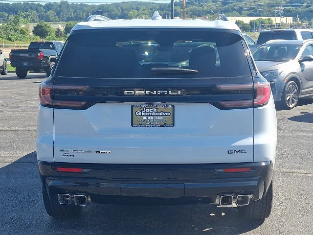 New 2027 Glacier White Tricoat GMC Denali Ultimate image 3