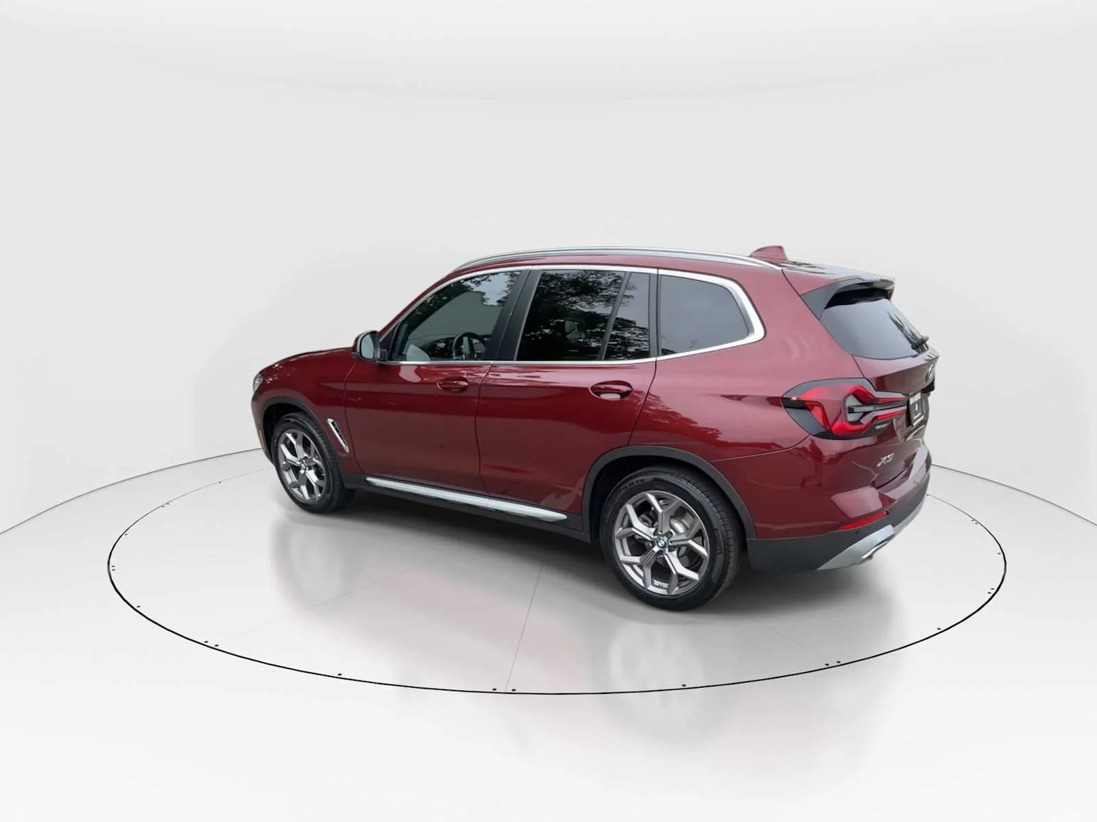 Certified Used 2023 Aventurin Red Metallic BMW xDrive30i image 6