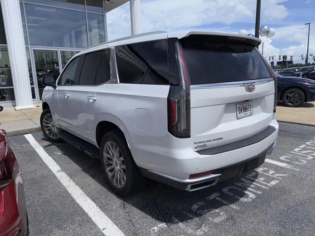 Used 2022 White Cadillac Luxury image 6