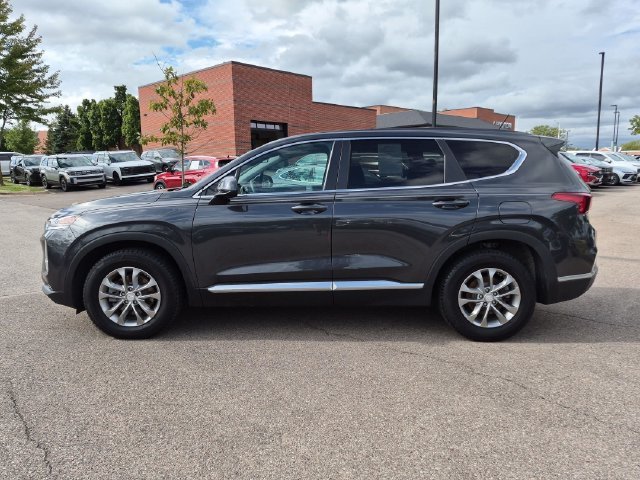 2020 Hyundai Santa Fe SE - Photo 4