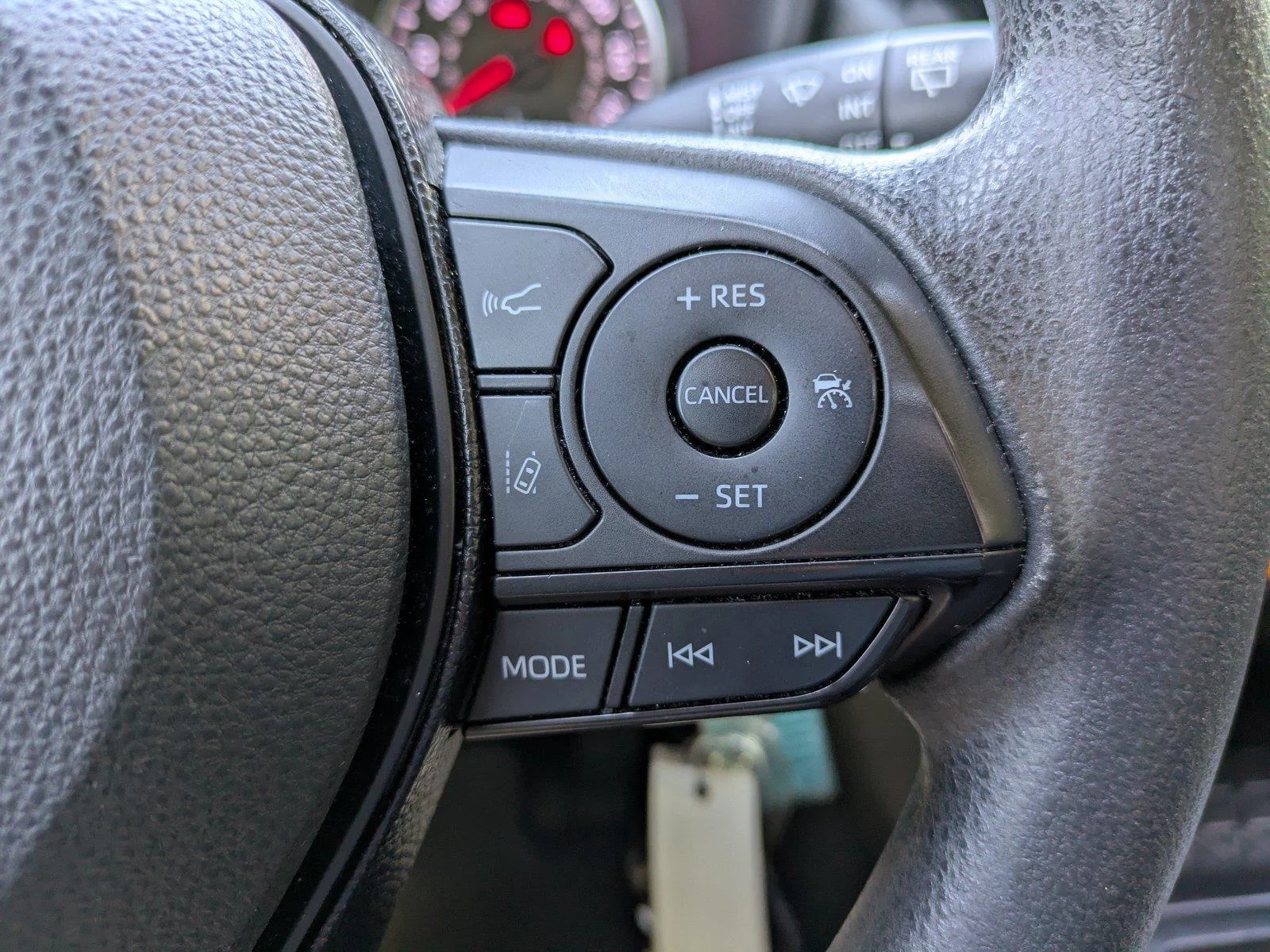 Used 2021 Magnetic Gray Metallic Toyota LE image 24
