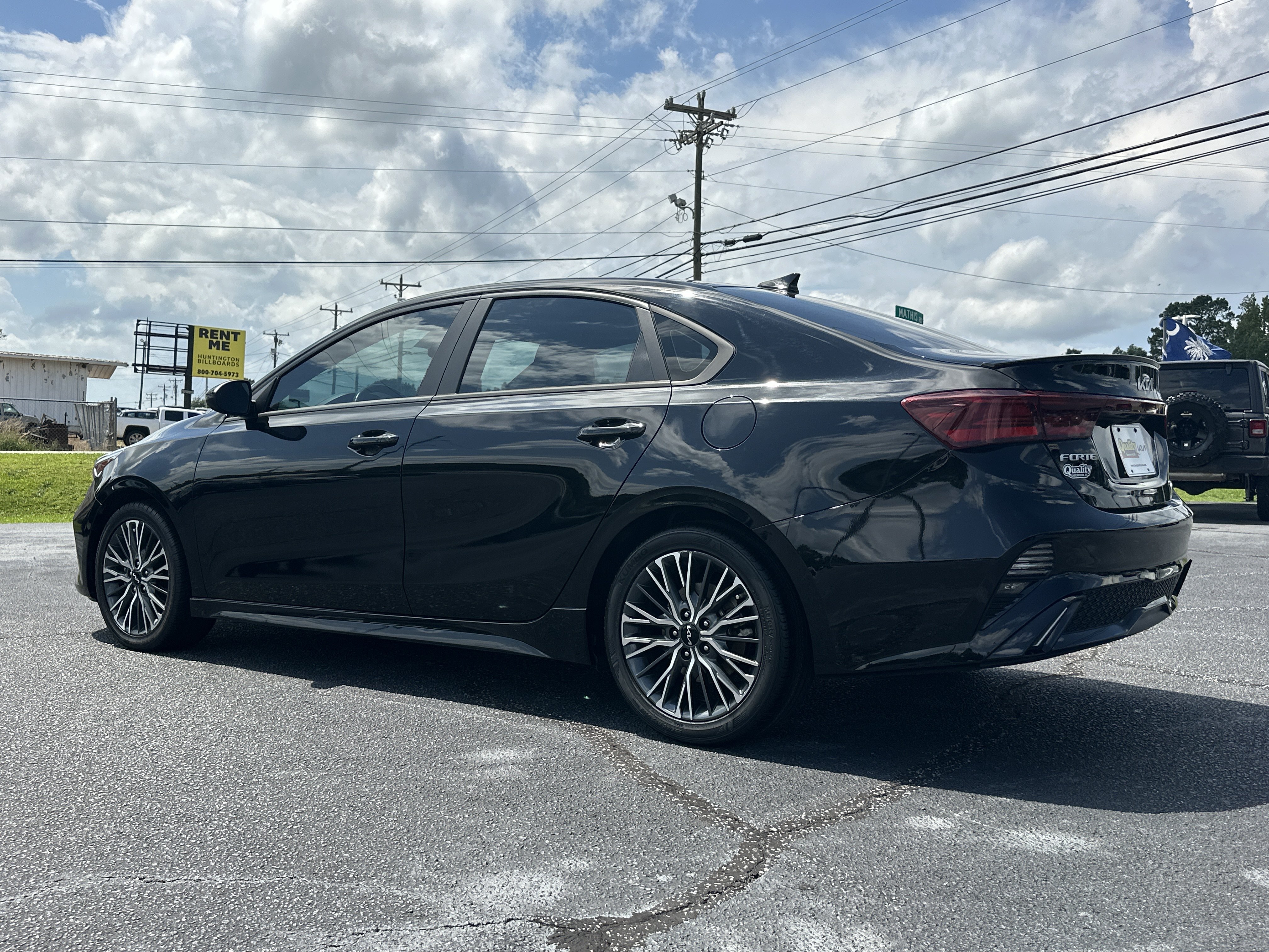 Used 2023 Aurora Black Kia GT-Line image 6