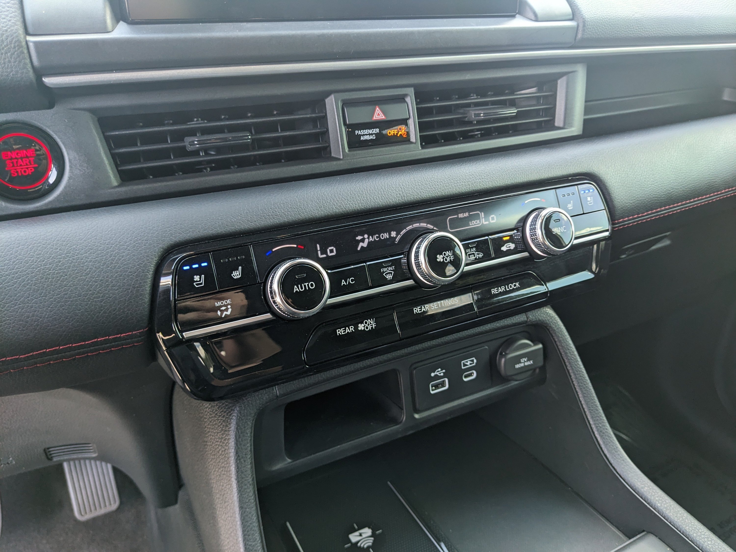 Certified Used 2025 Platinum White Honda Black Edition image 25