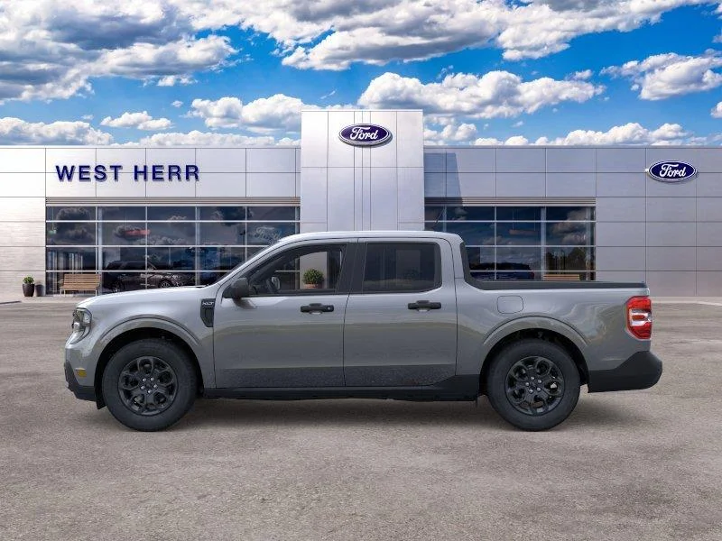 New 2026 Carbonized Gray Metallic Ford XLT image 4