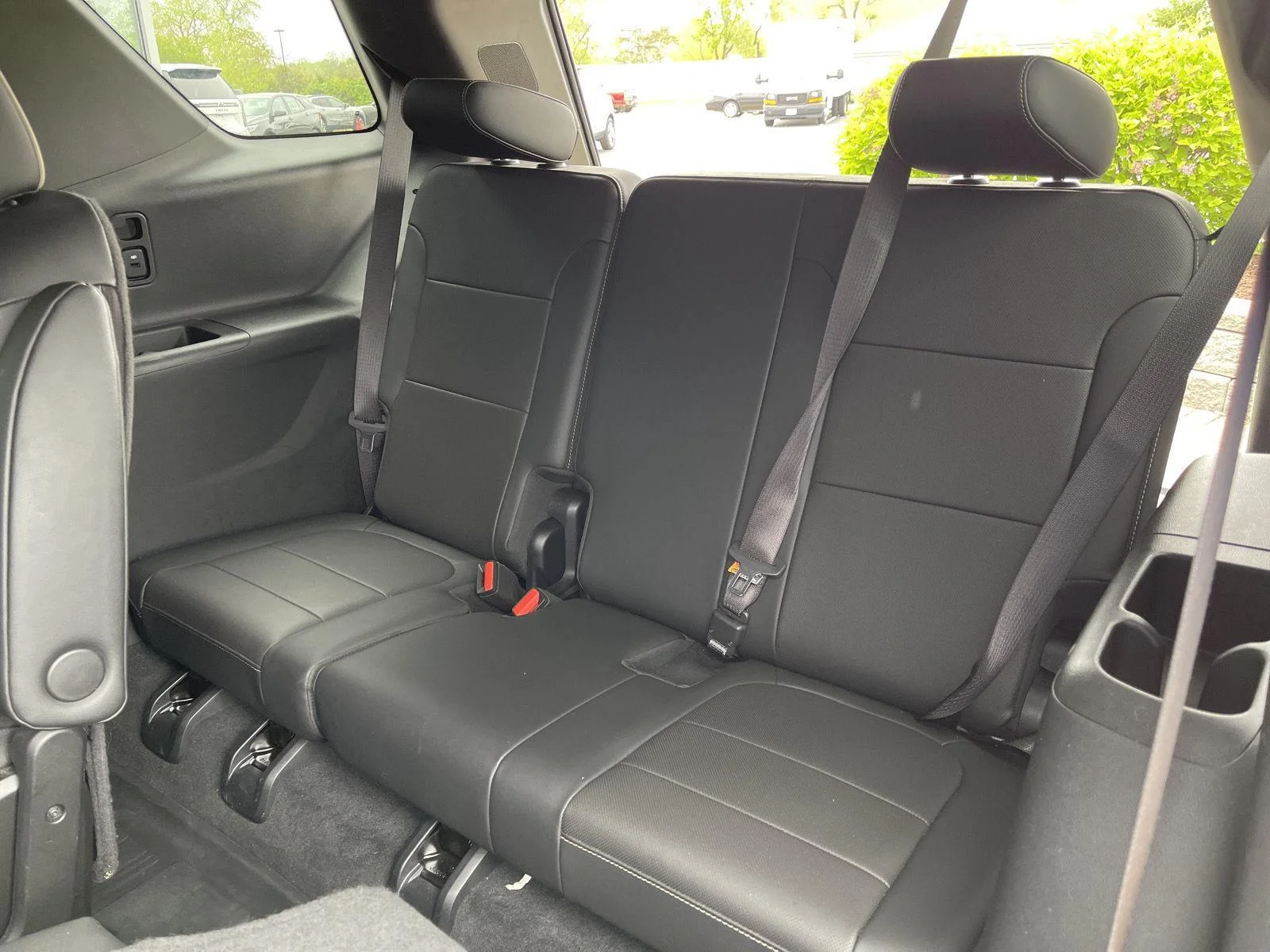 Used 2023 Iridescent Pearl Tricoat Chevrolet Premier image 47