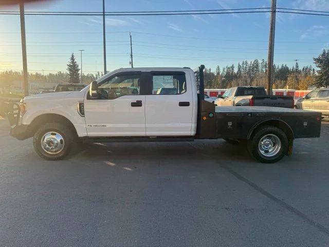 Used 2020 White Ford XL image 7