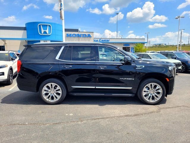 2021 GMC Yukon SLT - Photo 3