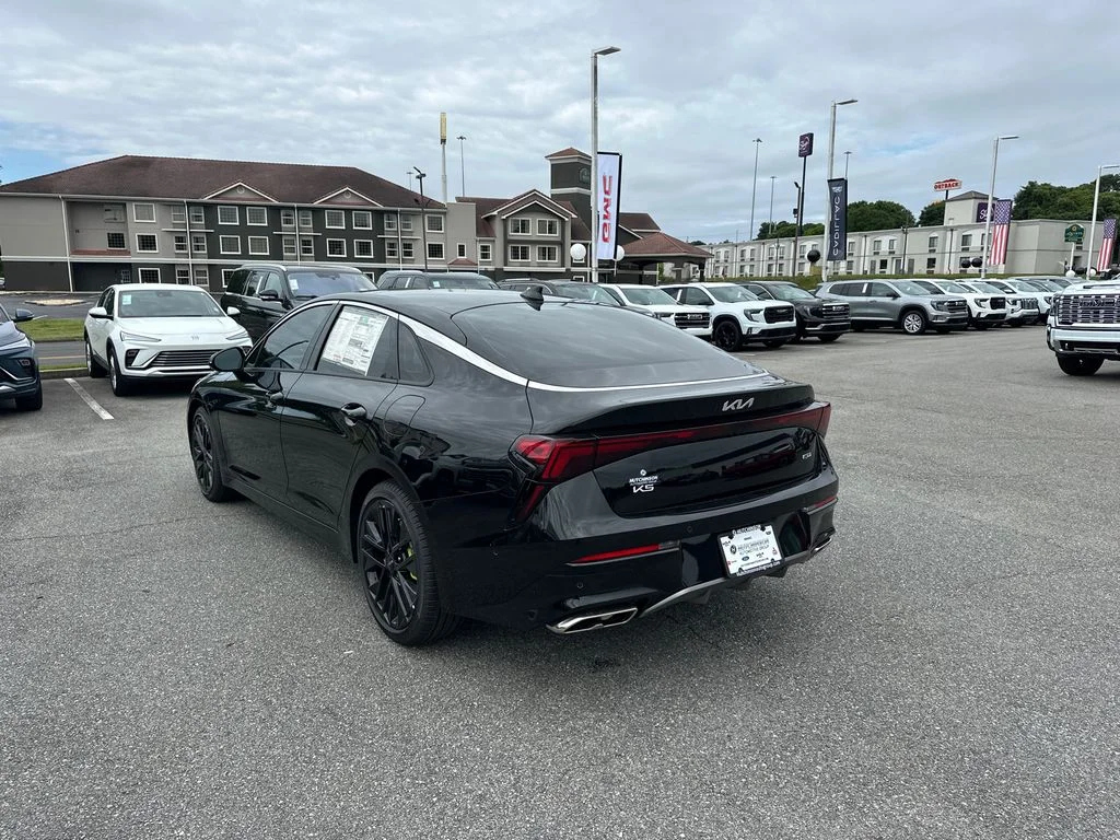 New 2026 Black Kia GT image 5