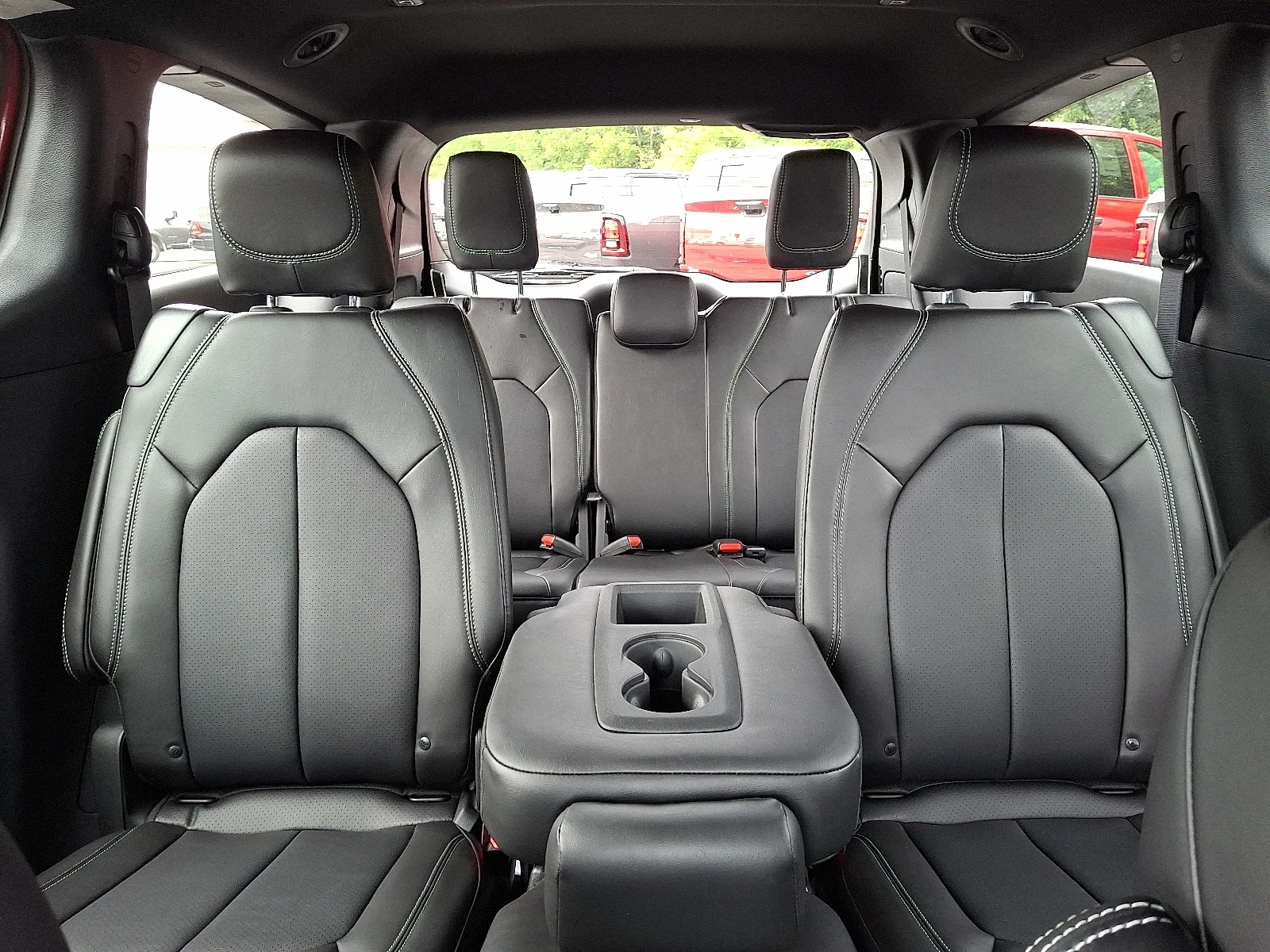 New 2026 Red Hot Pearl-Coat Exterior Paint Chrysler Select image 14
